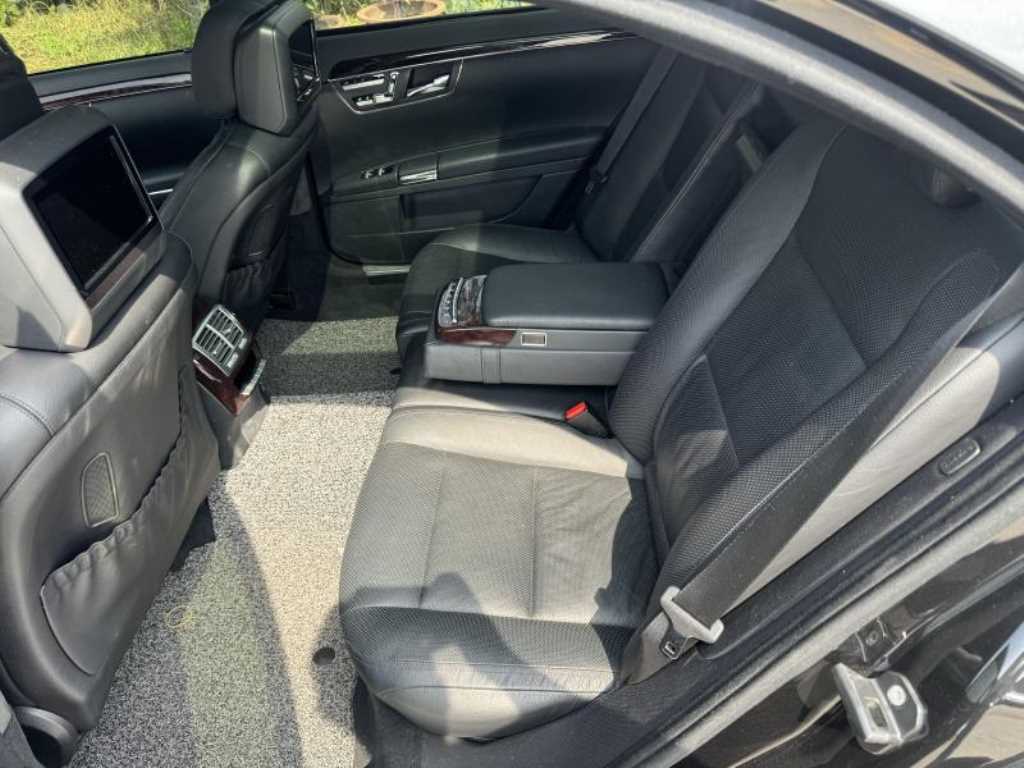 Mercedes Benz S Class - Vista 5