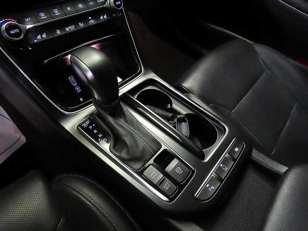HYUNDAI Grandeur - Vista 12