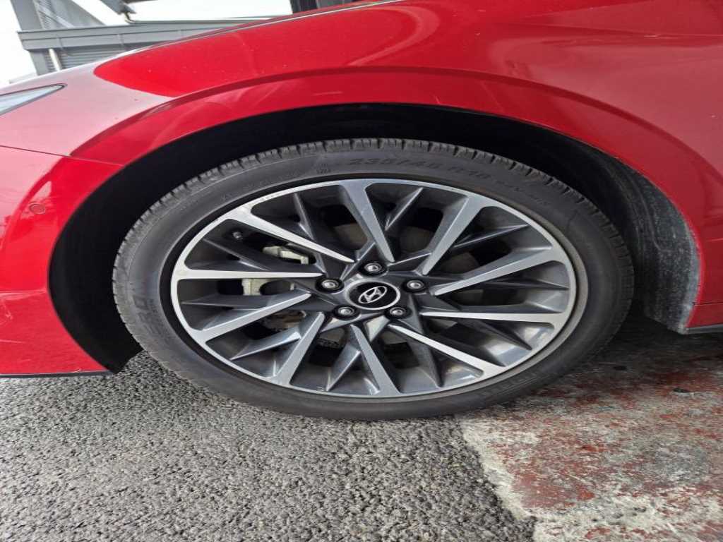 HYUNDAI Sonata - Vista 10