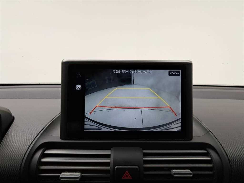 HYUNDAI Casper - Vista 10
