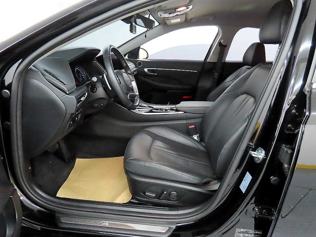HYUNDAI Sonata - Vista 5