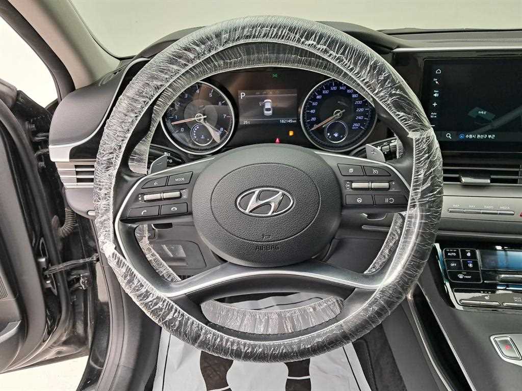 HYUNDAI Grandeur - Vista 8