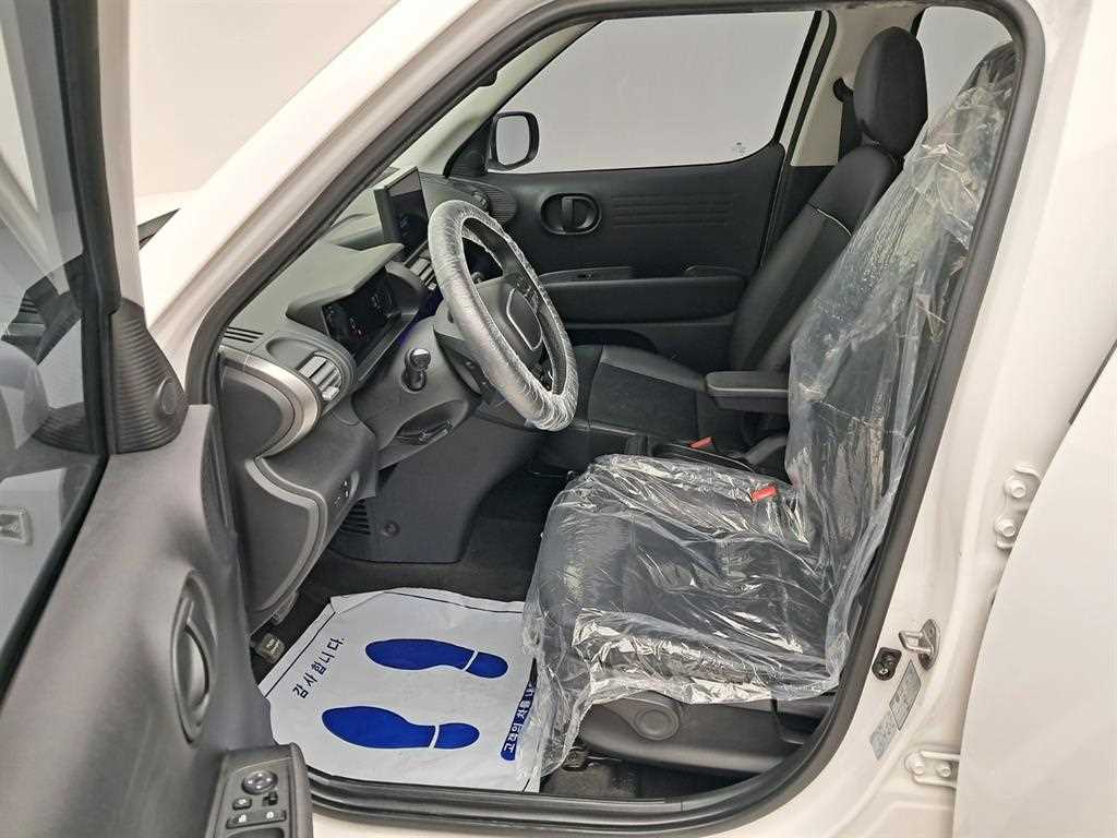 HYUNDAI Casper - Vista 11