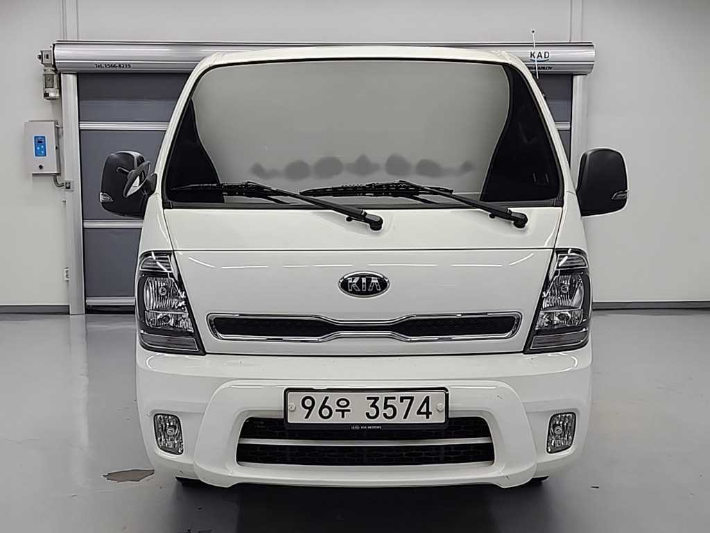 Small Truck Cargo (small) 2021 Blanco - Importación desde Corea - HF Imports Iquique - Foto 1