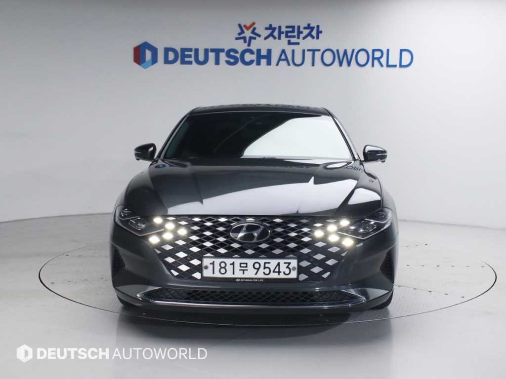 HYUNDAI Grandeur - Vista 3