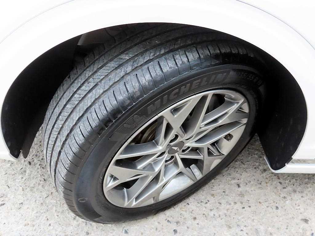 Genesis GV70 2023 Blanco - Importación desde Corea - HF Imports Iquique - Foto 20
