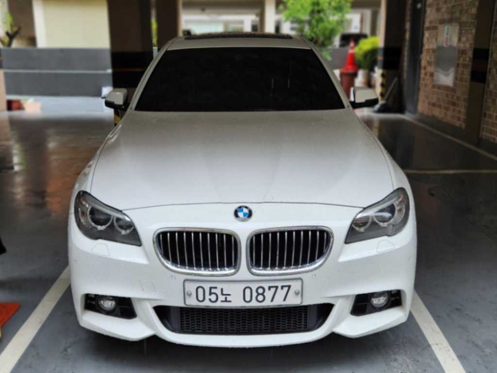 BMW 5 Series - Vista 2