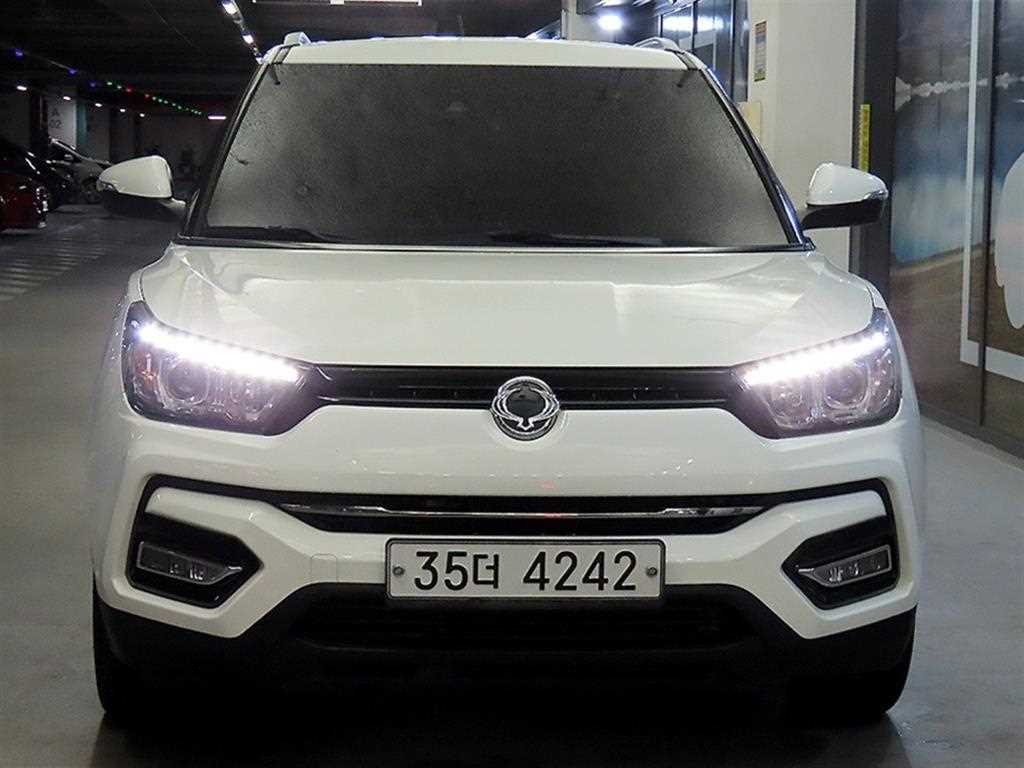 Ssangyong Tivoli - Vista 2