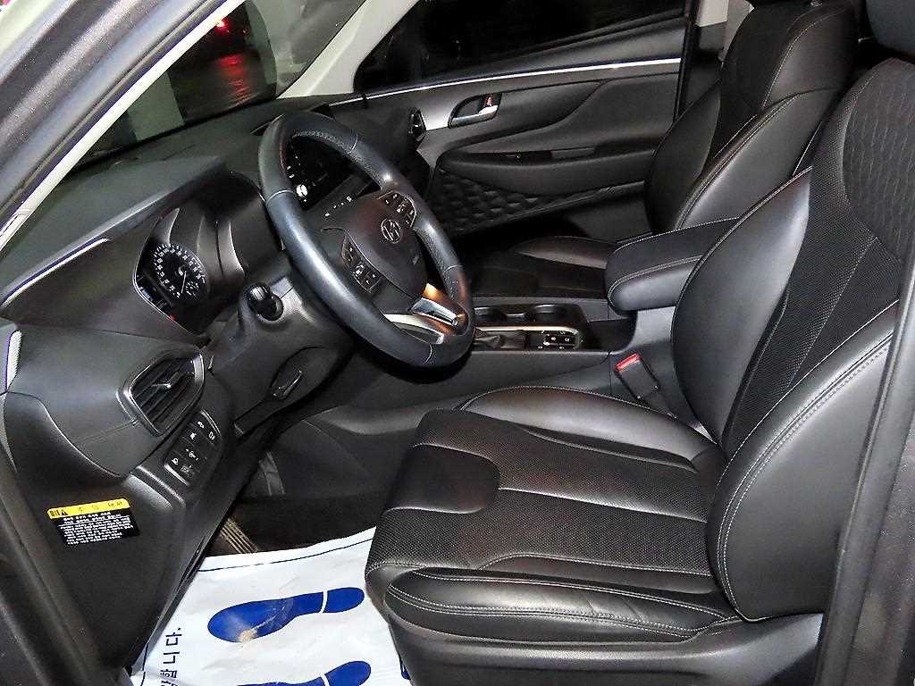 HYUNDAI Santa Fe - Vista 6