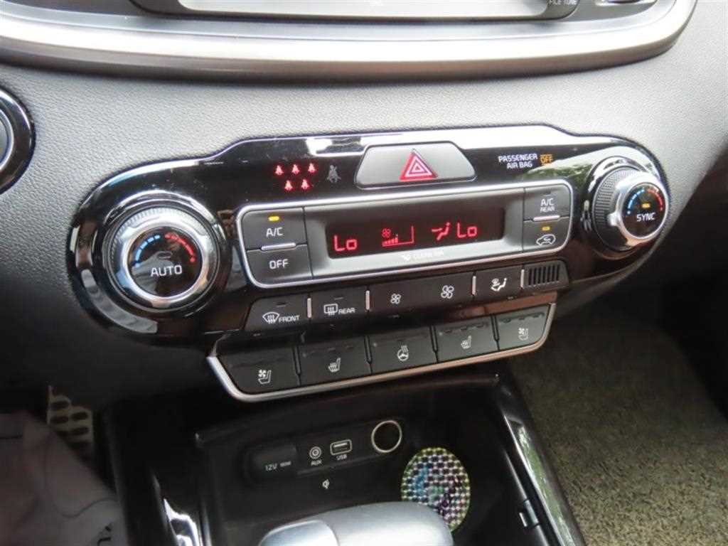 KIA Sorento - Vista 7
