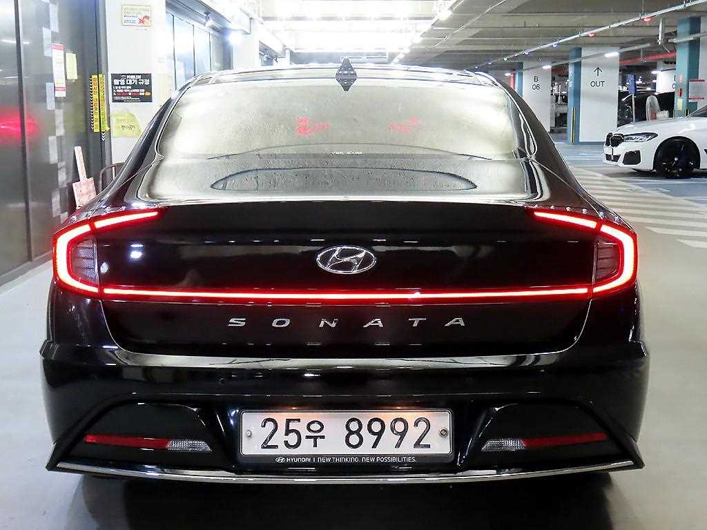 HYUNDAI Sonata - Vista 5