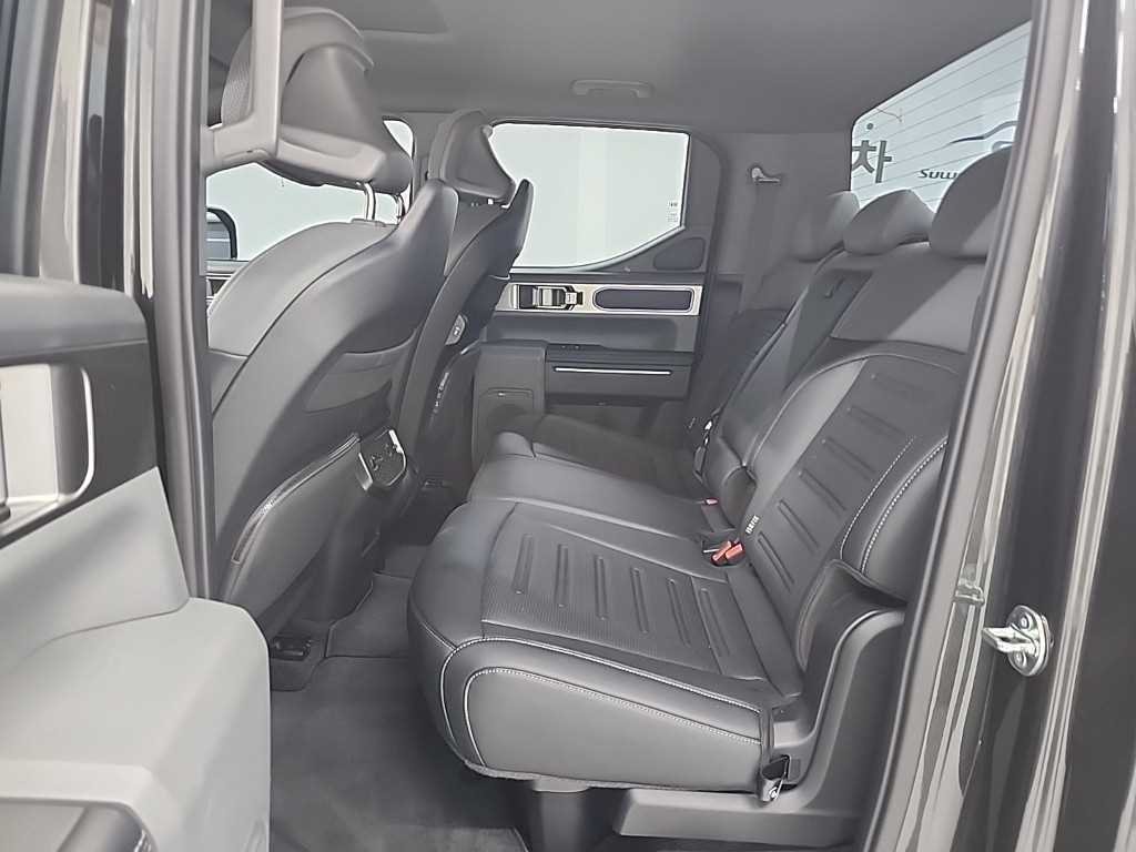 KIA Tasman - Vista 12