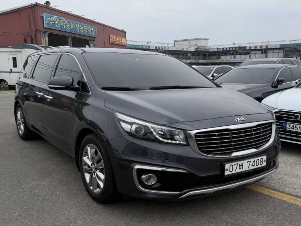 KIA Carnival 2018 Gris - Importación desde Corea - HF Imports Iquique - Foto 1