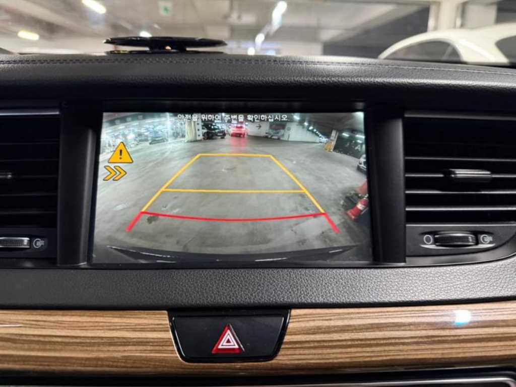 KIA K7 - Vista 10