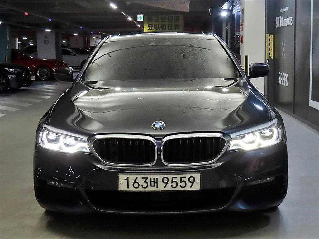 BMW 5 Series - Vista 2