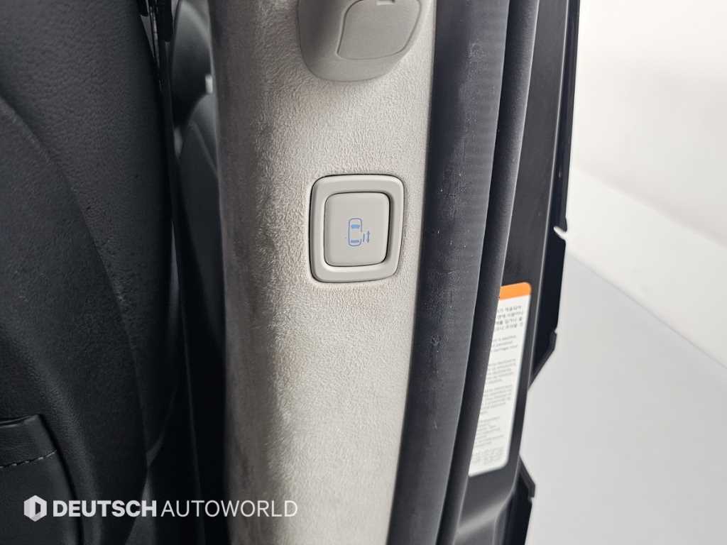 HYUNDAI Staria 2023 Negro - Importación desde Corea - HF Imports Iquique - Foto 16