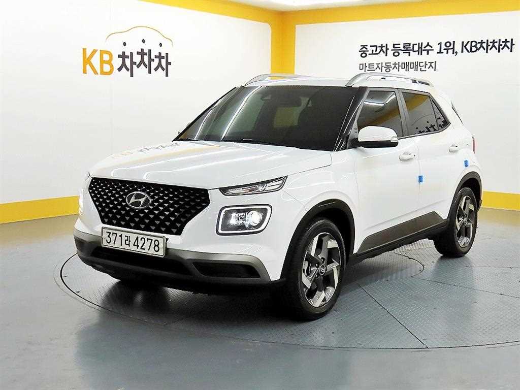 HYUNDAI Venue - Vista 2