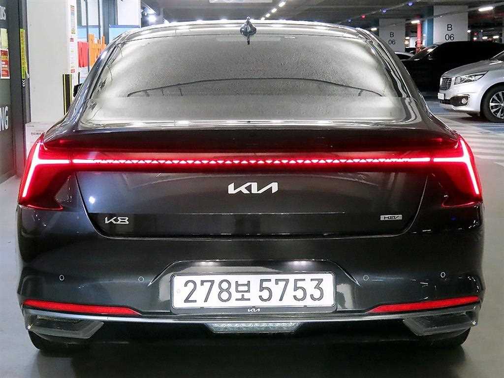 KIA K8 - Vista 5