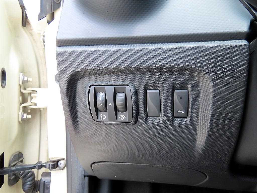 SAMSUNG QM3 - Vista 12