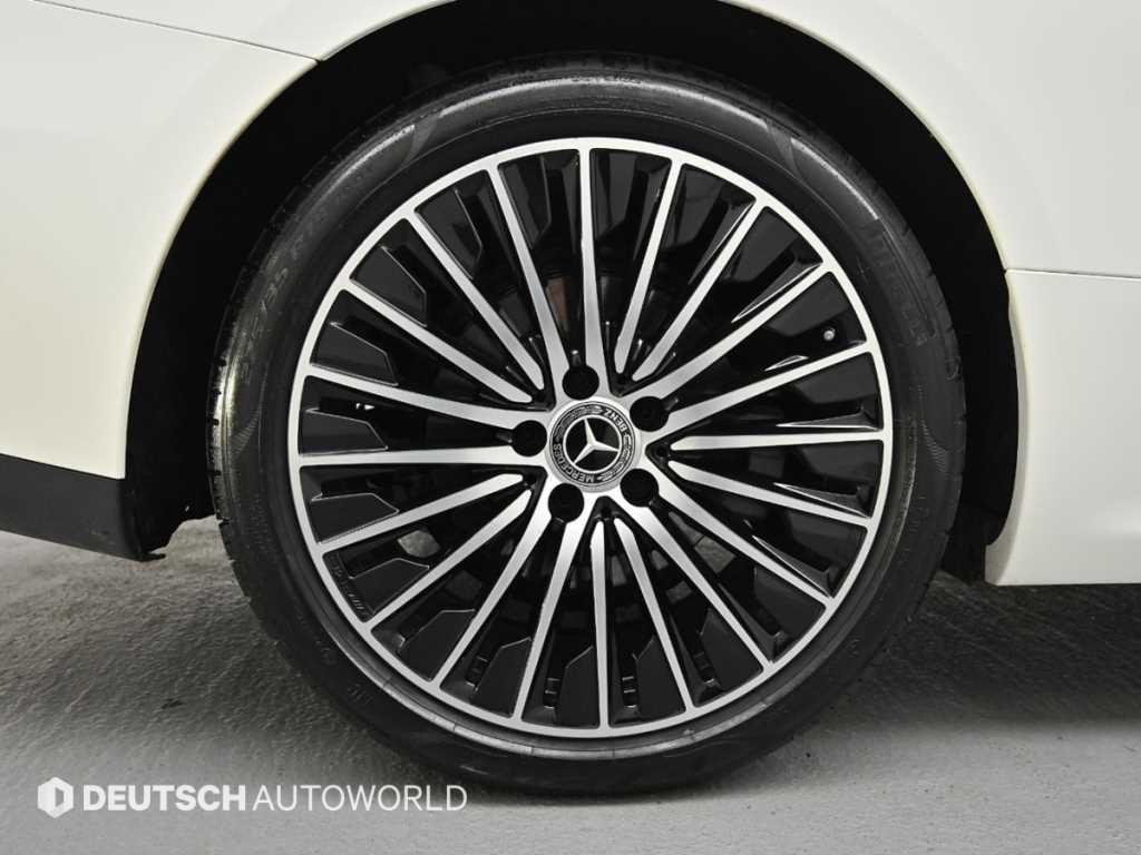 Mercedes Benz CLE Class - Vista 5