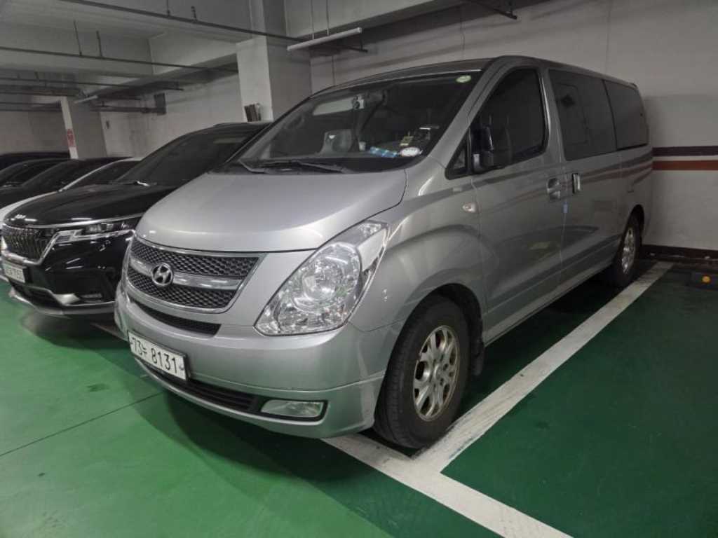 HYUNDAI Starex 2018 Negro - Importación desde Corea - HF Imports Iquique - Foto 1