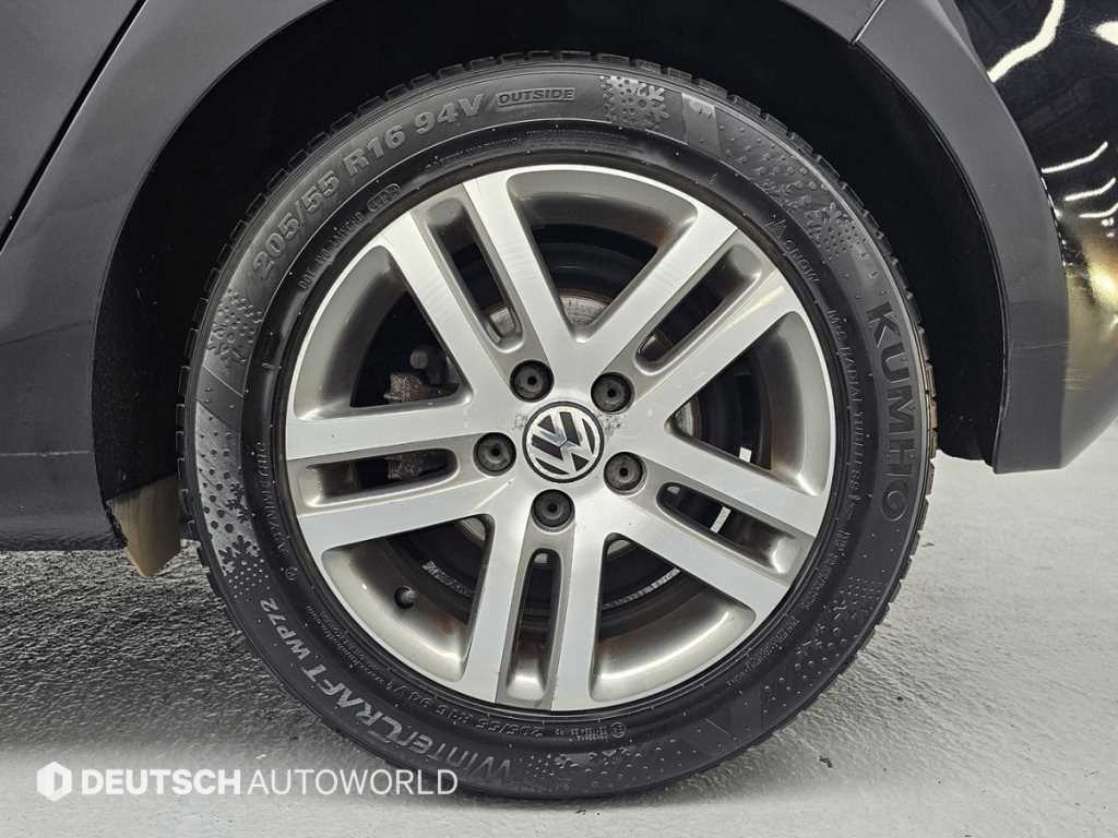 Volkswagen Golf - Vista 5