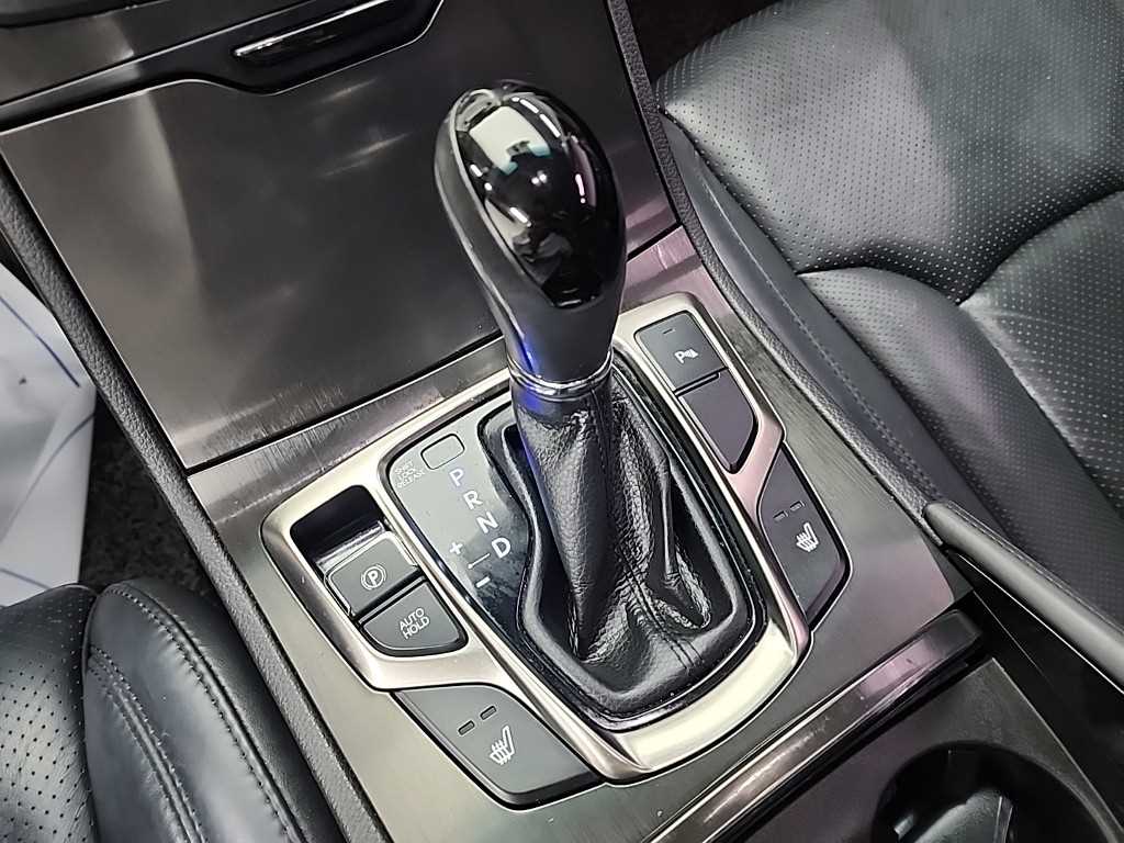 HYUNDAI Grandeur - Vista 8