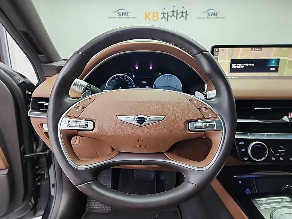 Genesis G80 - Vista 9