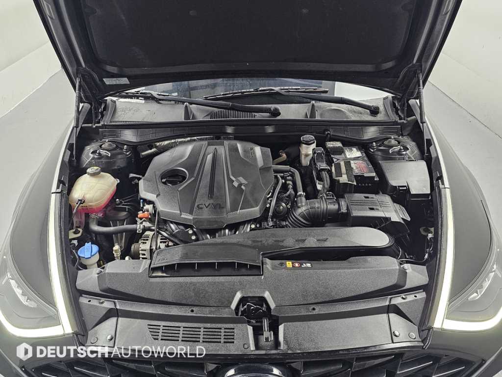 HYUNDAI Sonata - Vista 6
