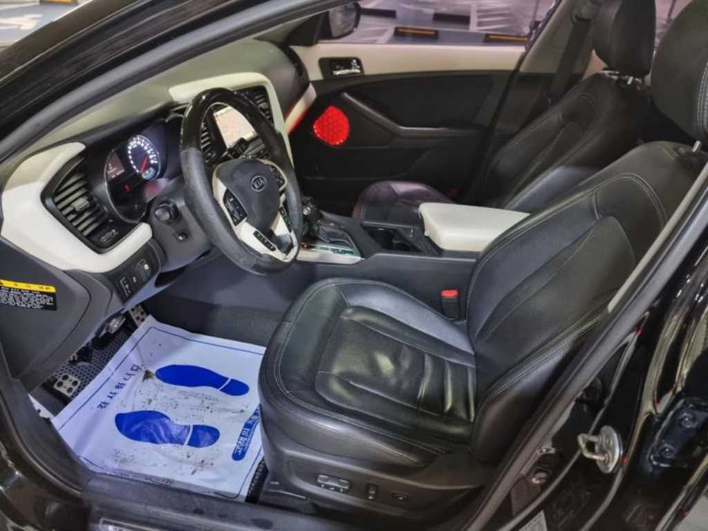 KIA K5 - Vista 6