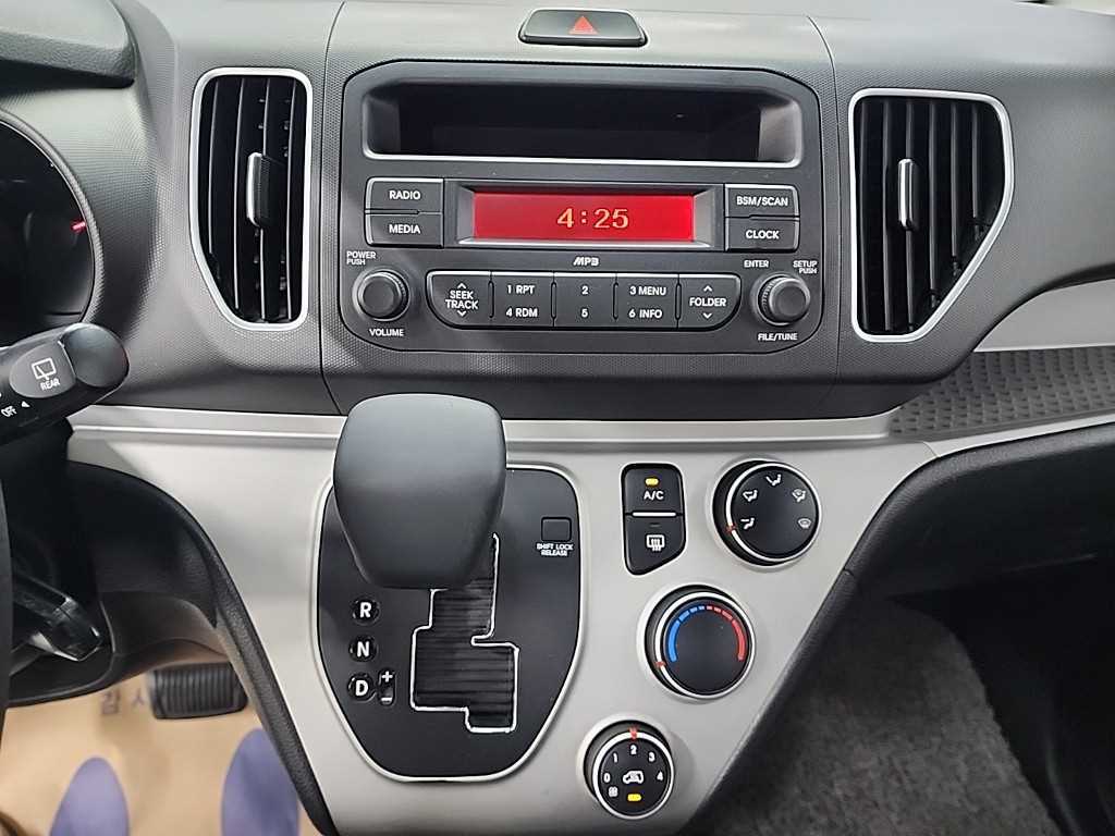 KIA Ray - Vista 10