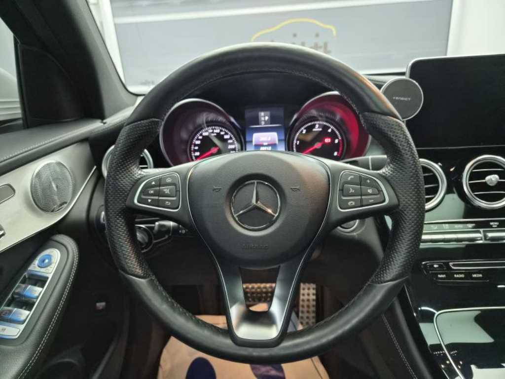 Mercedes Benz GLC Class 2017 Blanco - Importación desde Corea - HF Imports Iquique - Foto 14