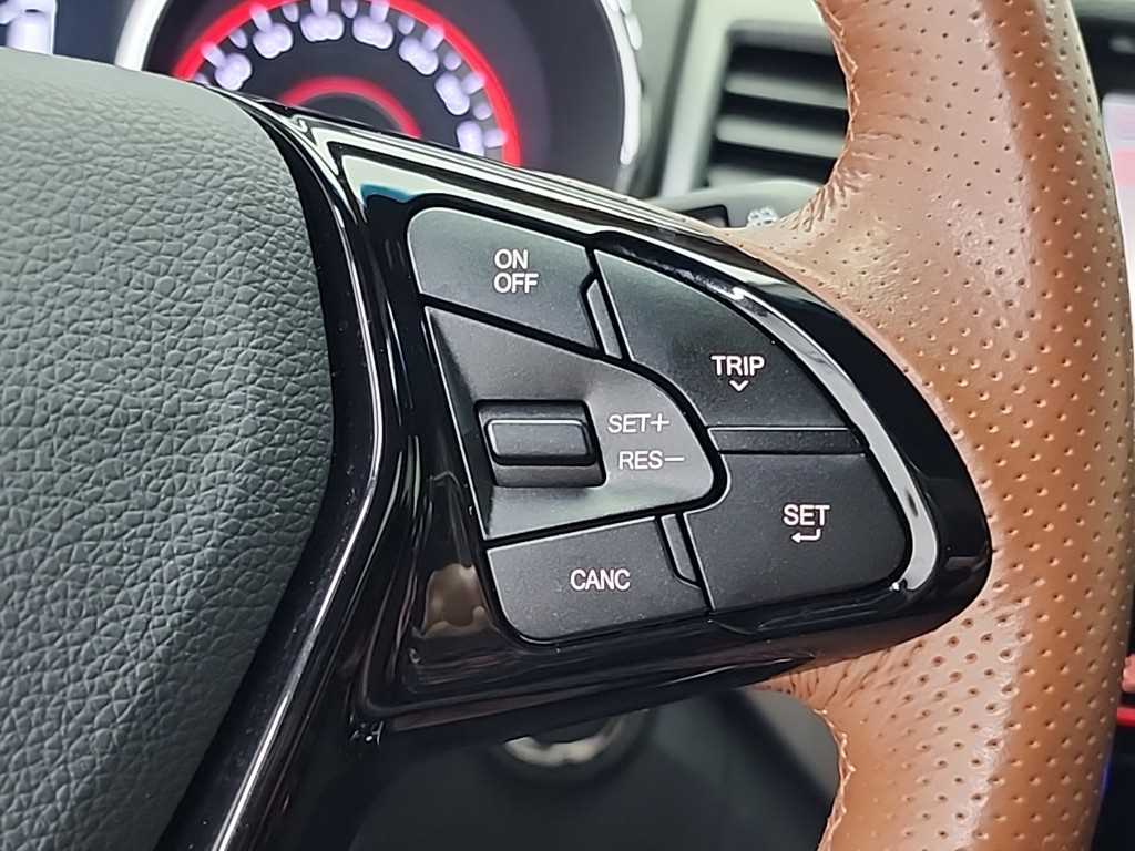 Ssangyong Tivoli 2018 Blanco - Importación desde Corea - HF Imports Iquique - Foto 16