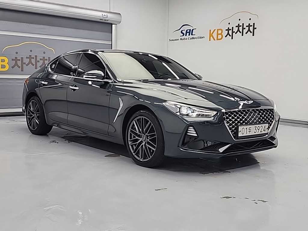 Genesis G70 - Vista 4