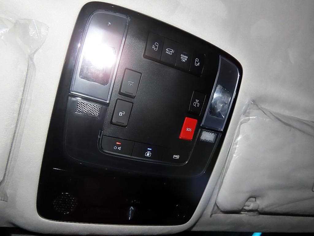 HYUNDAI Staria 2025 Negro - Importación desde Corea - HF Imports Iquique - Foto 14