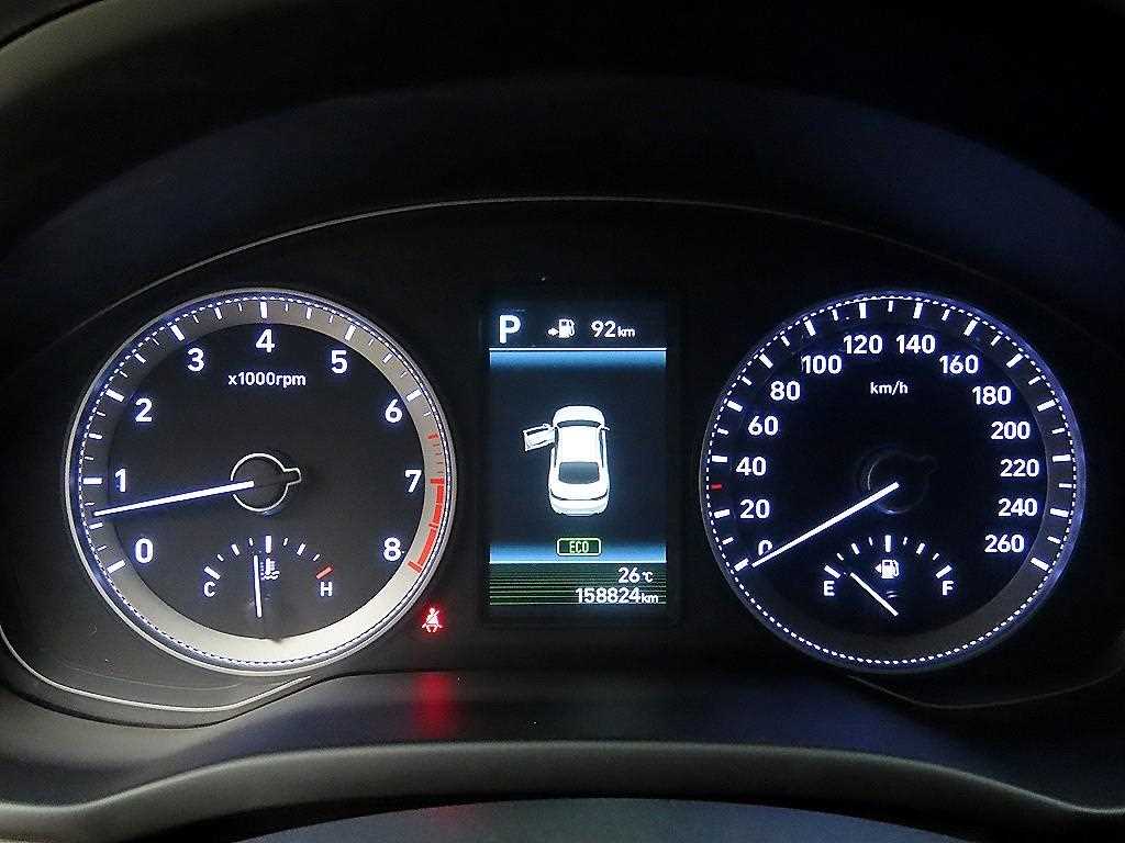 HYUNDAI Grandeur - Vista 8