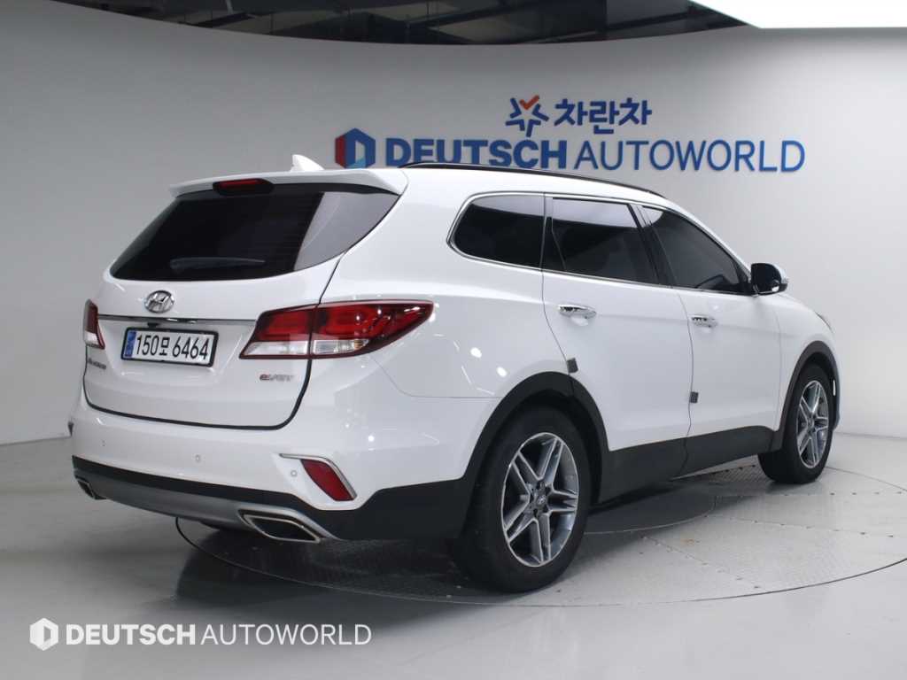 HYUNDAI Maxcruz - Vista 2