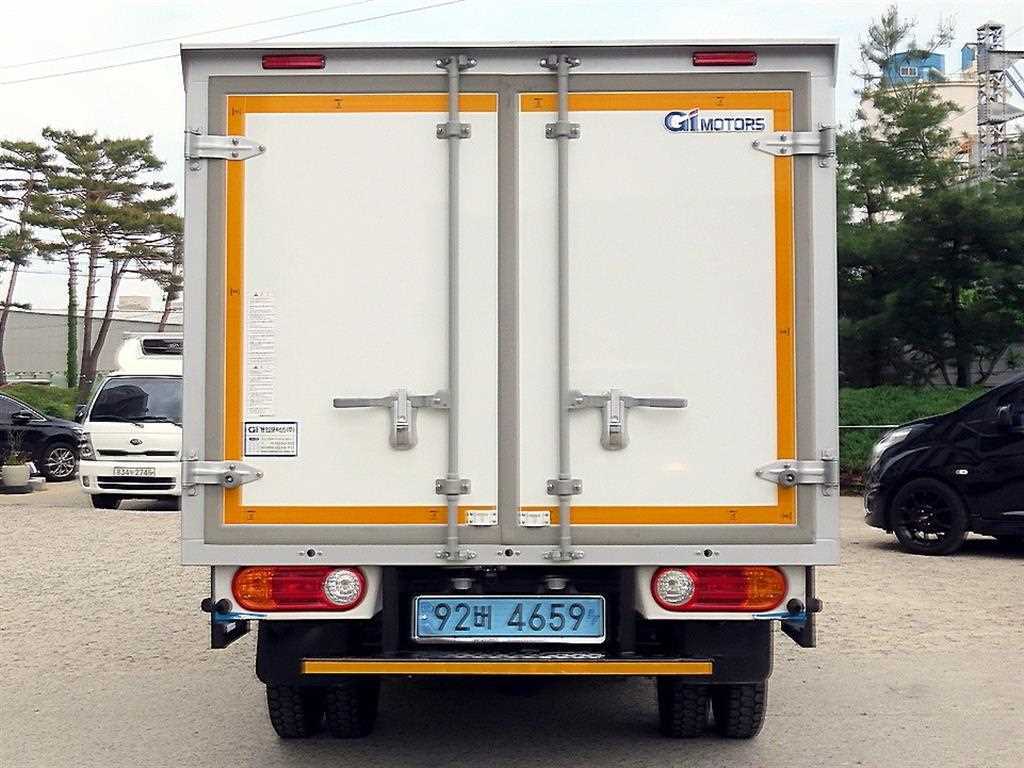 Small Truck Normal Box(Low Deck) - Vista 4