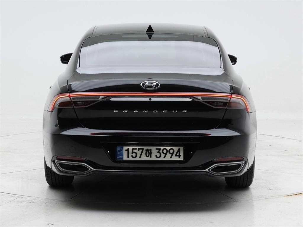 HYUNDAI Grandeur - Vista 5