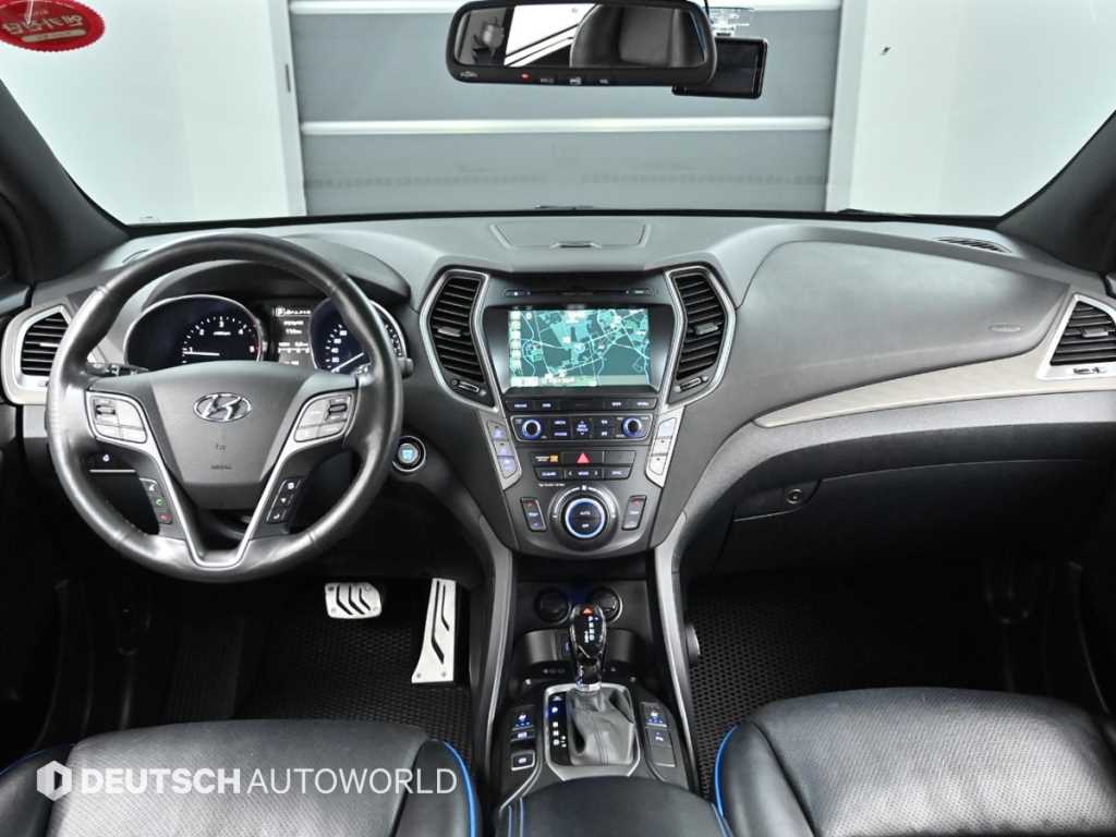 HYUNDAI Maxcruz - Vista 8