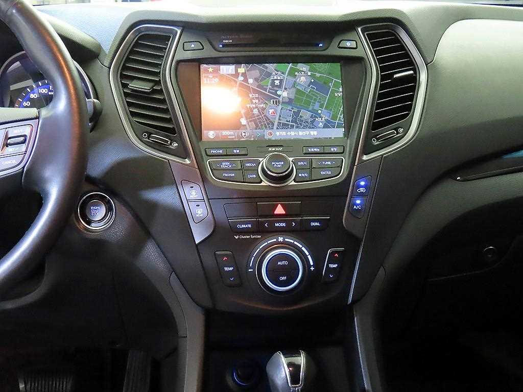 HYUNDAI Santa Fe - Vista 11