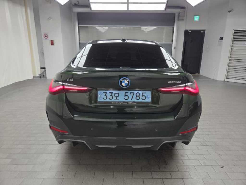 BMW i4 - Vista 3
