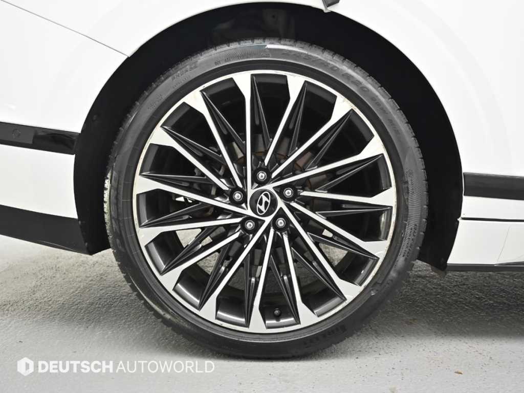 HYUNDAI Grandeur - Vista 5