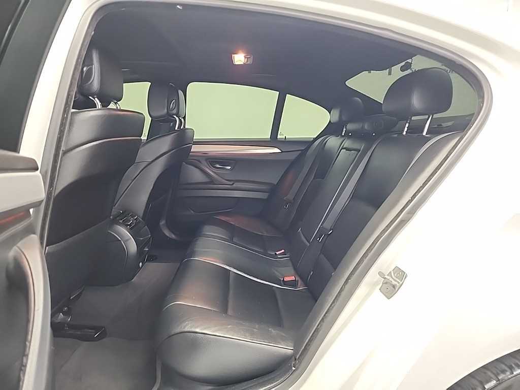 BMW 5 Series - Vista 12