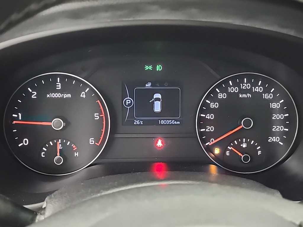 KIA Sportage - Vista 6