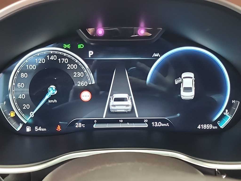 Genesis G80 - Vista 6