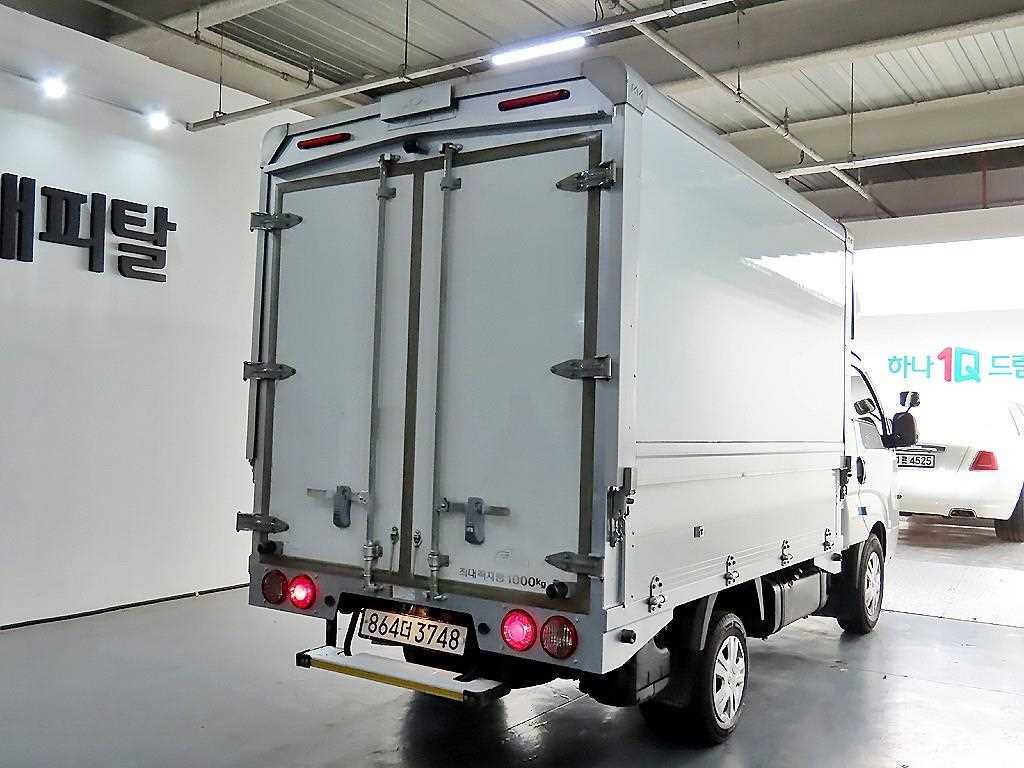 Small Truck Top_Wingbody 2023 Blanco - Importación desde Corea - HF Imports Iquique - Foto 14