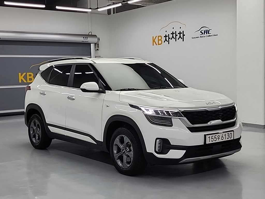 KIA Seltos - Vista 4
