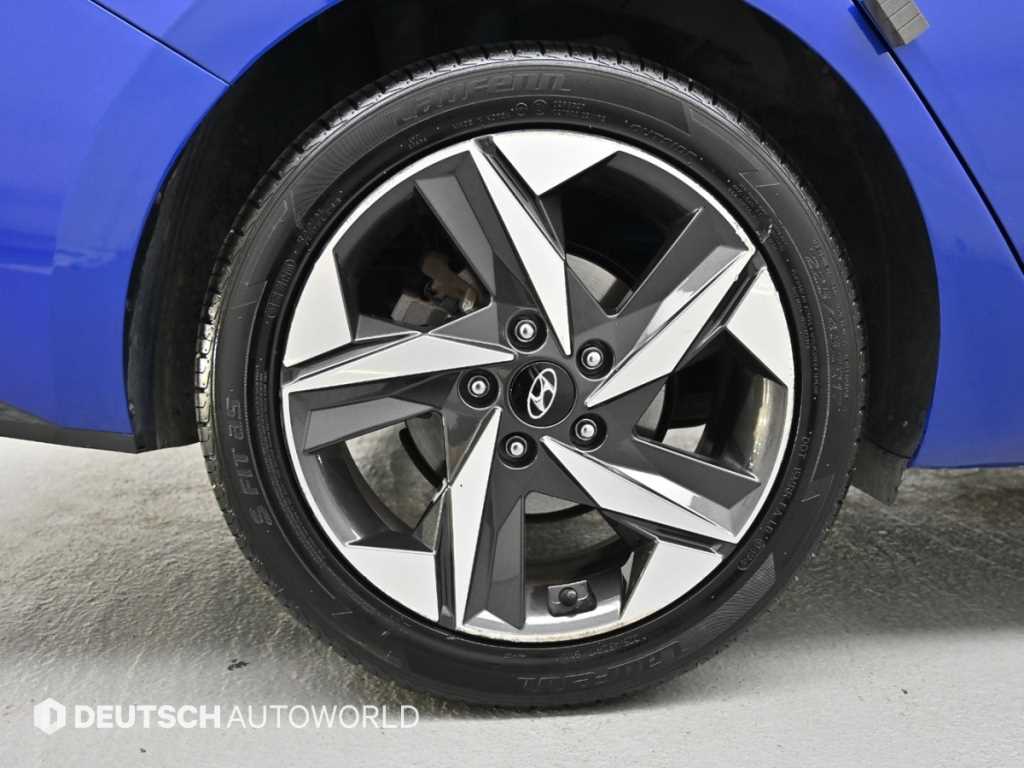 HYUNDAI Avante - Vista 6