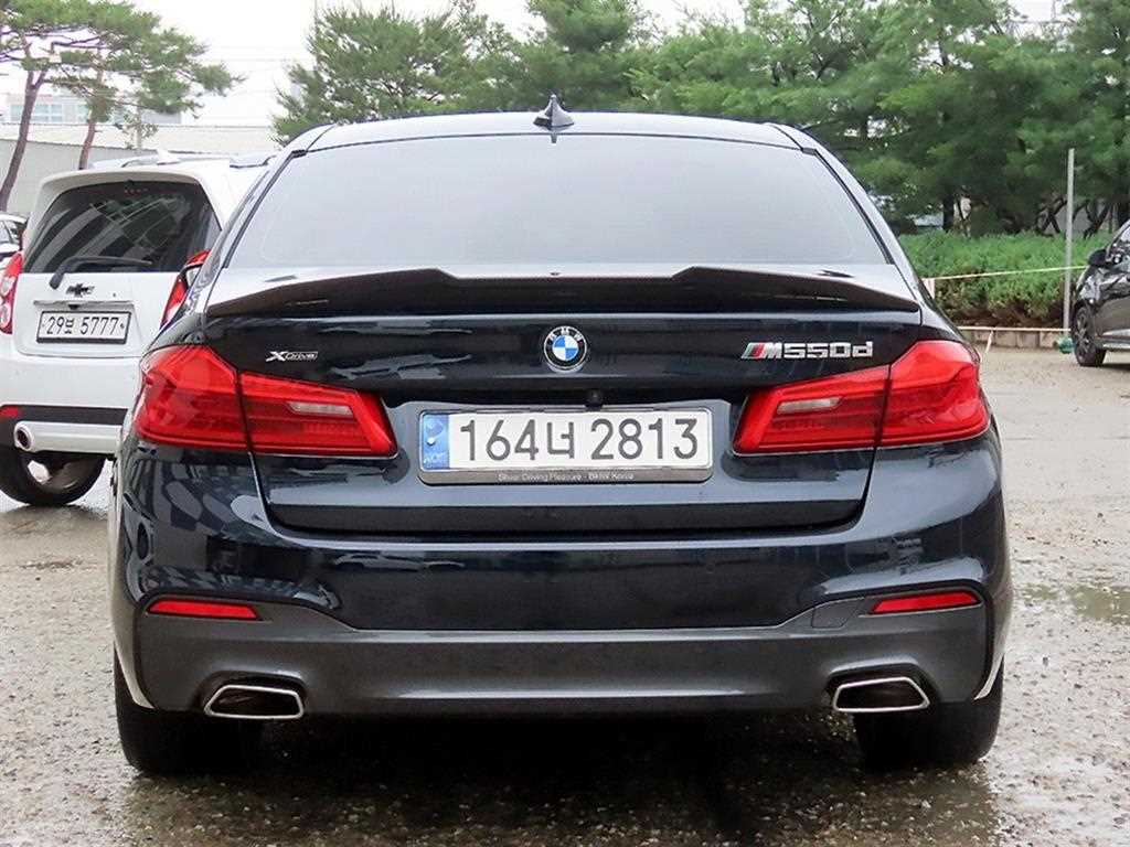 BMW 5 Series - Vista 4